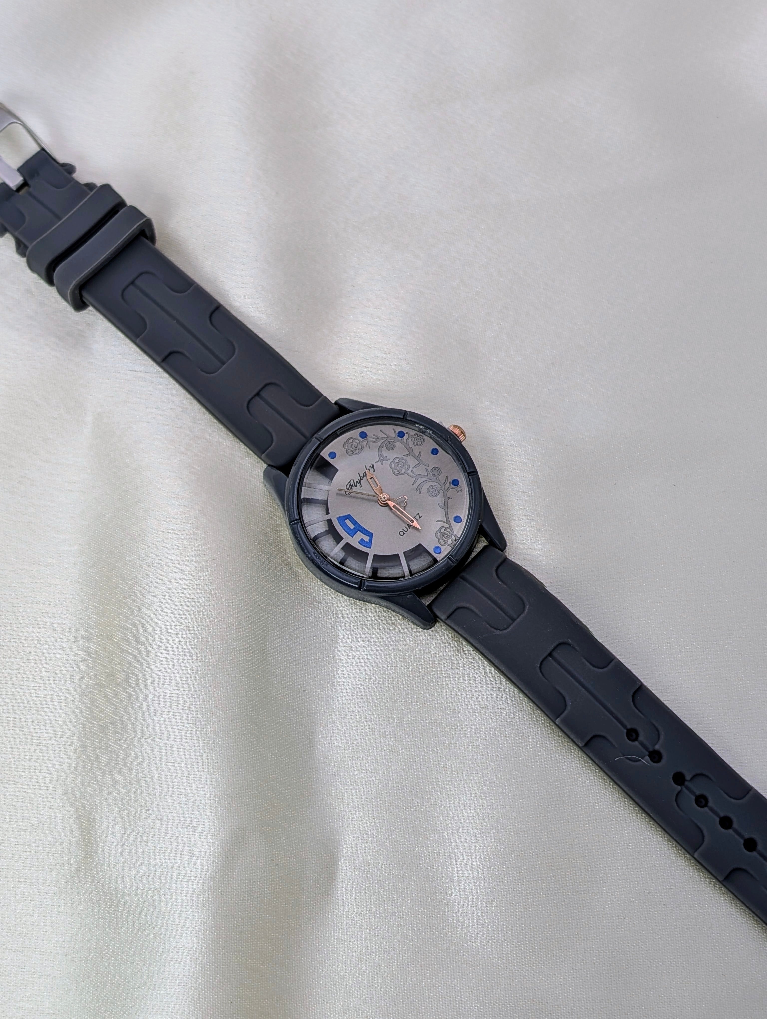 Urban Contour Quartz Watch for women