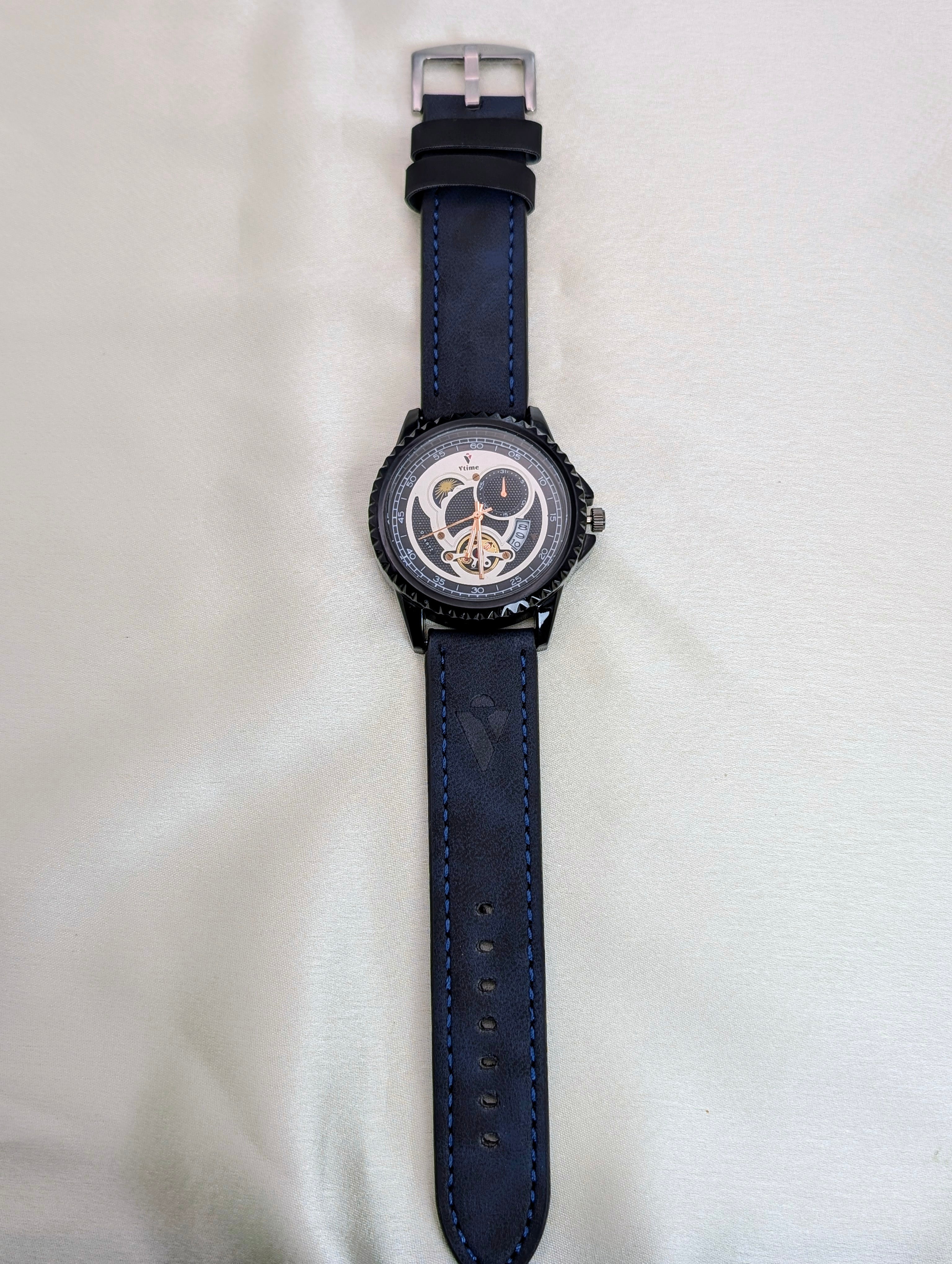Elevate Your Look: Distinctive Design Watch!- with Date Display for men