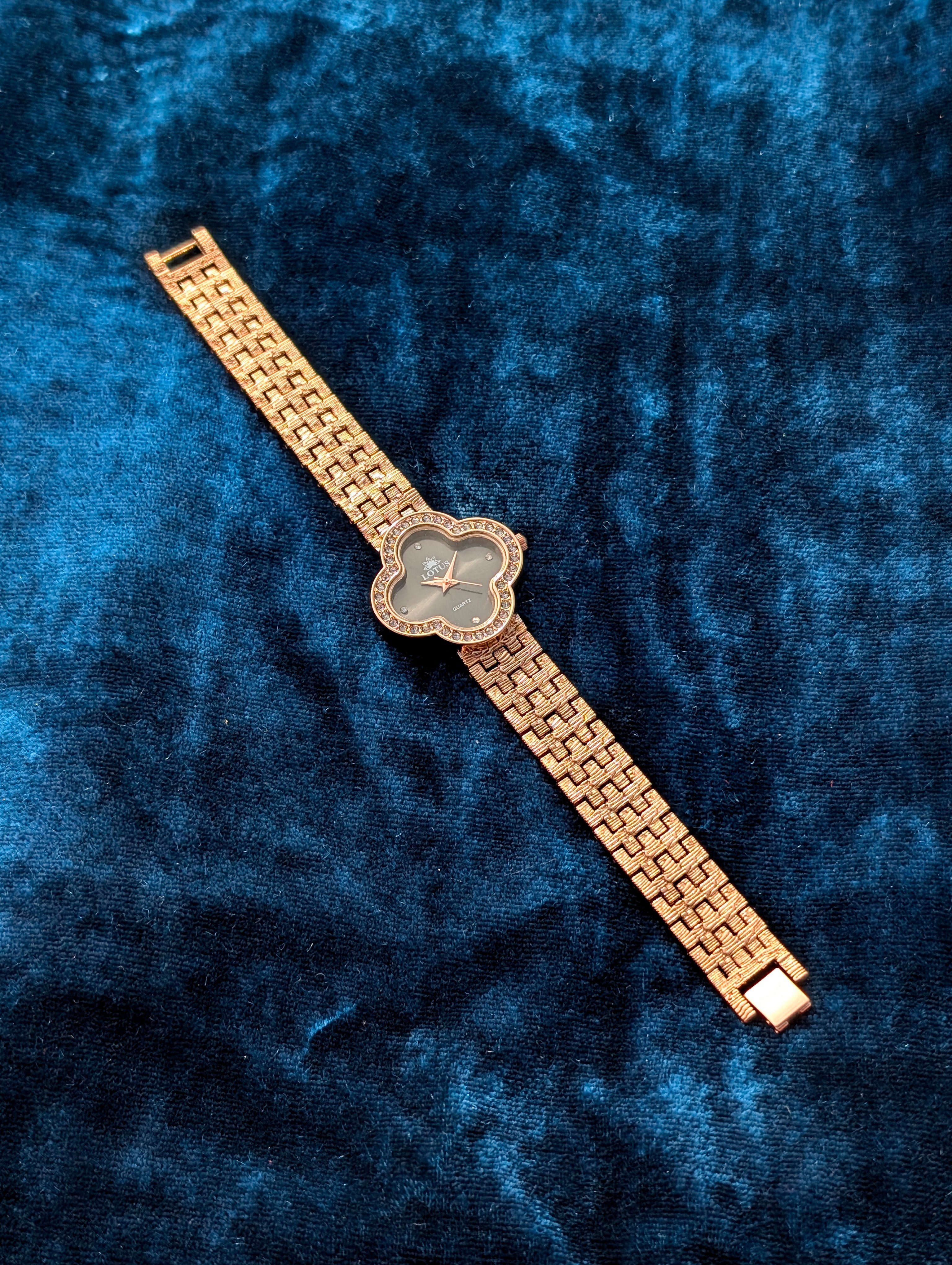 Luxury Lotus Rose Gold Women's Quartz Watch