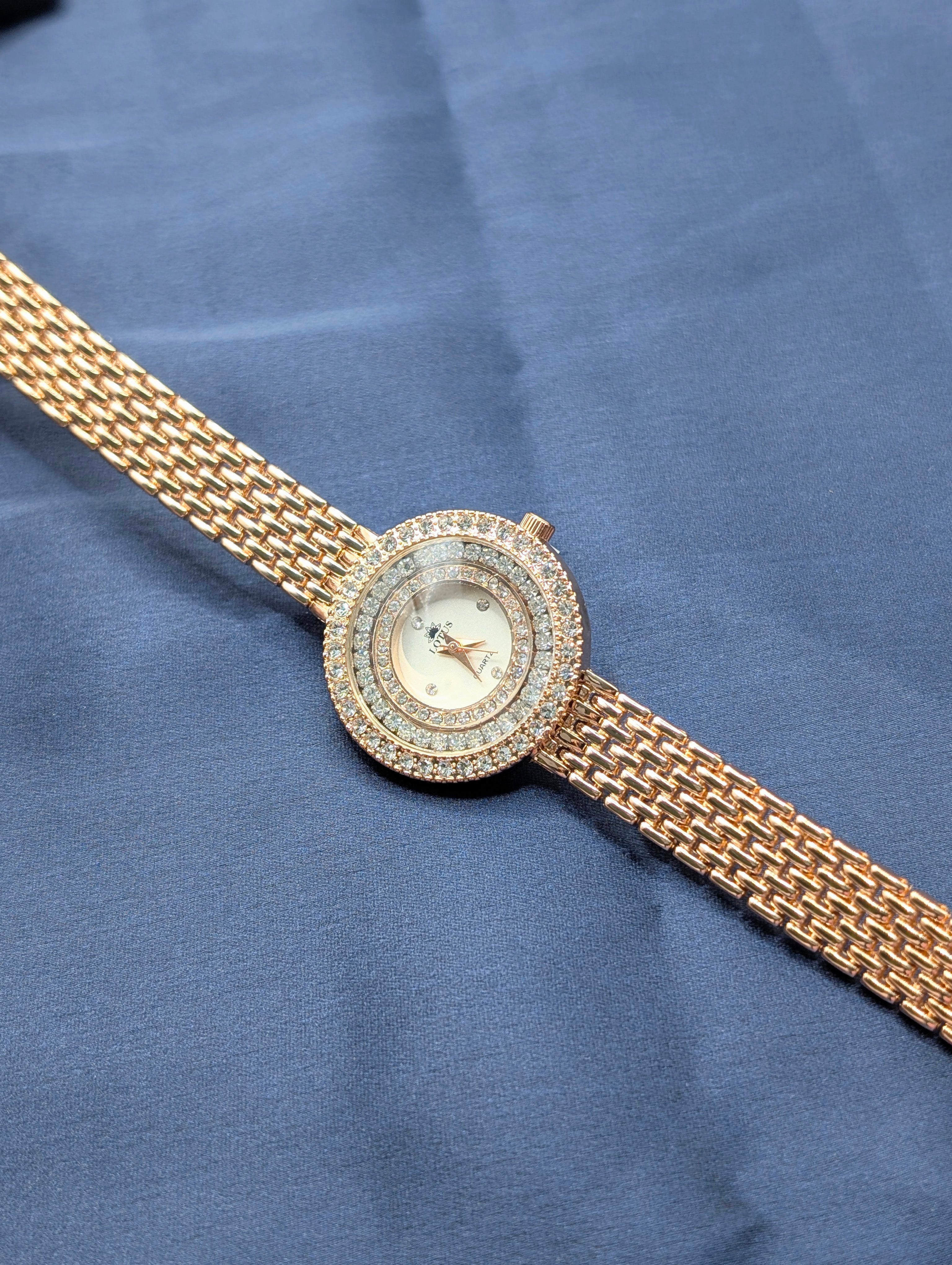 Luxury Women's Rose Gold Crystal Watch