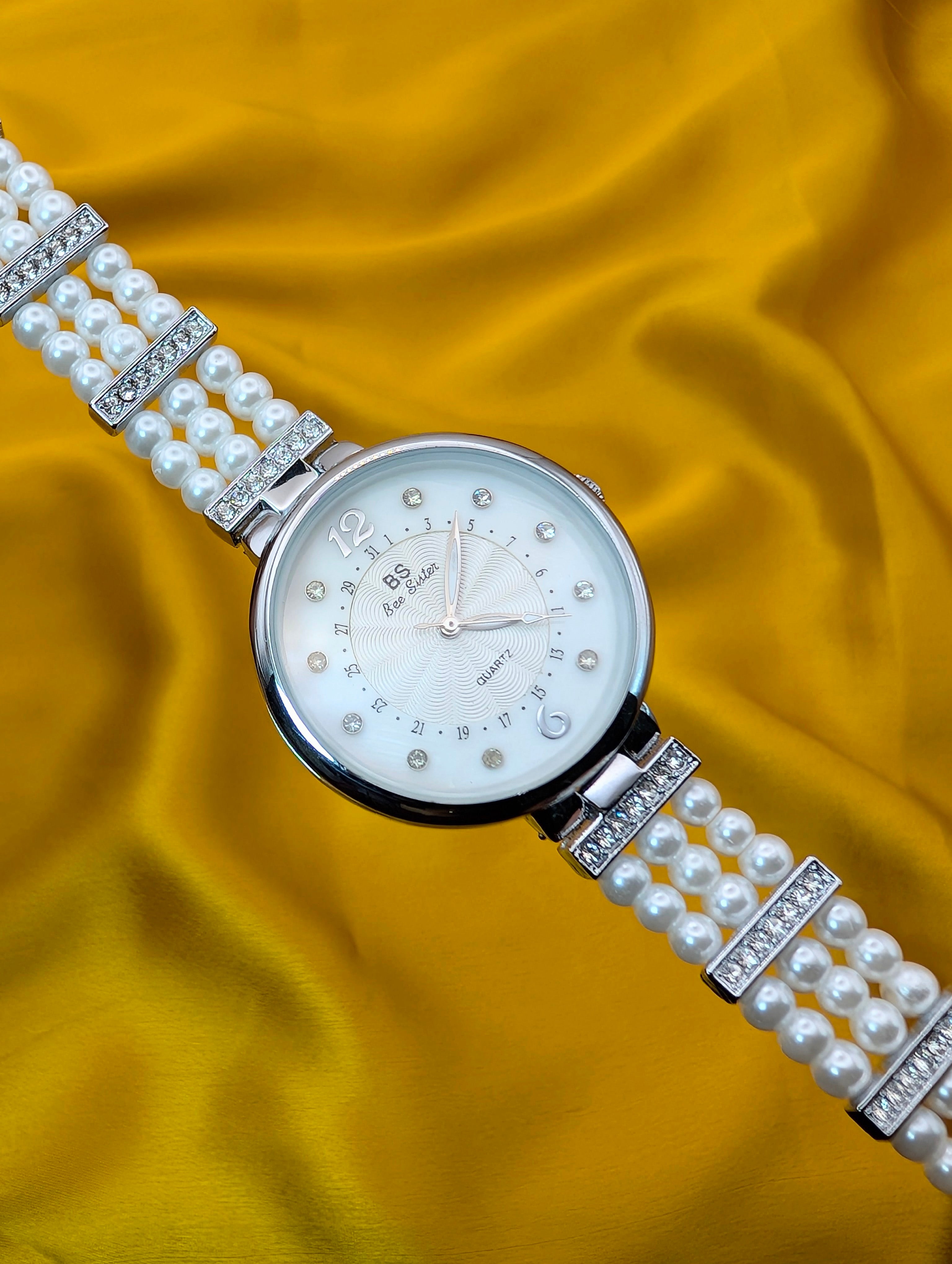 Glamorous Pearl Elegance Women's Quartz Watch
