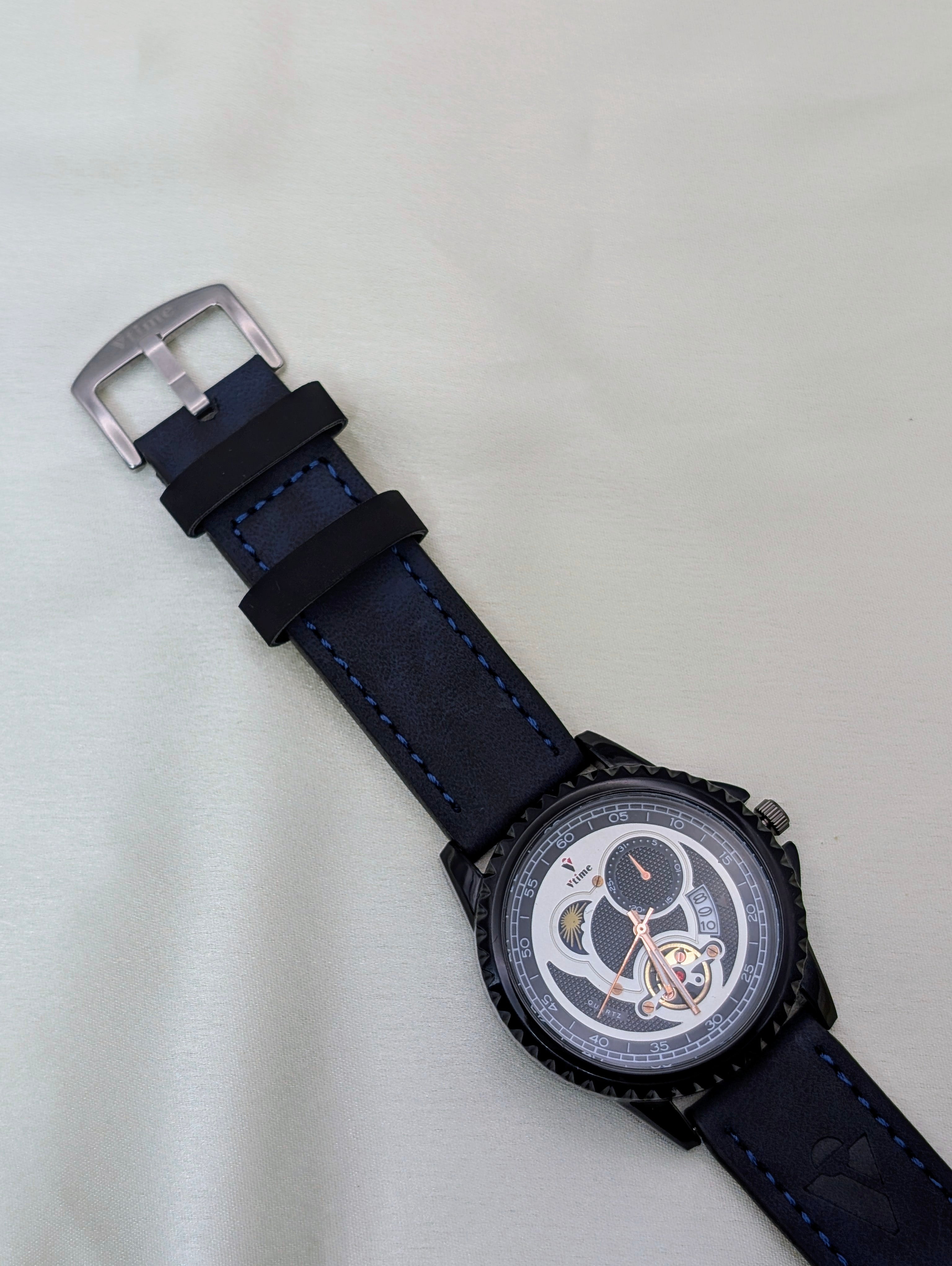 Elevate Your Look: Distinctive Design Watch!- with Date Display for men