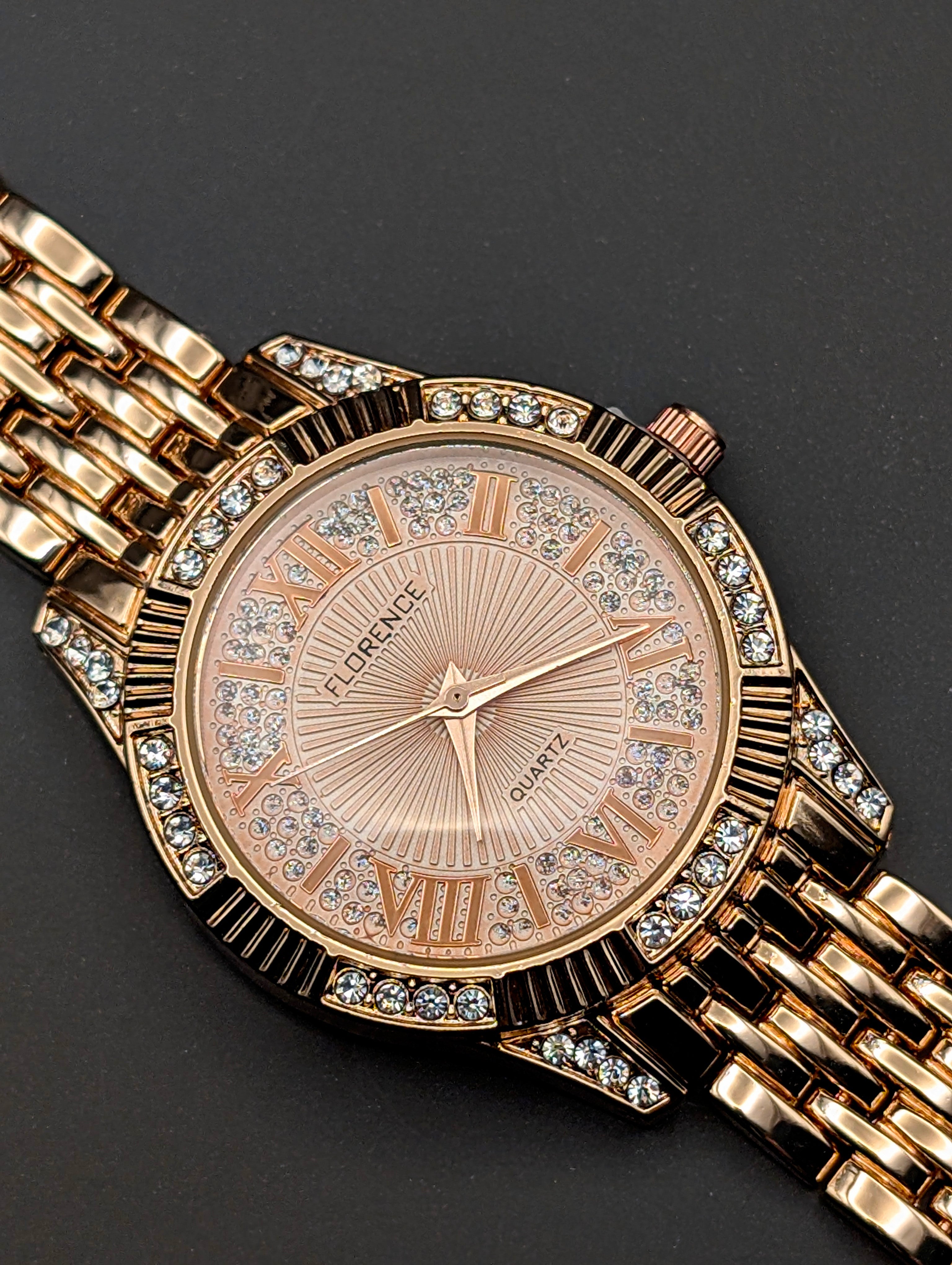 Elegant Florence Radiance: A Diamond-Patterned Roman Dial For Women