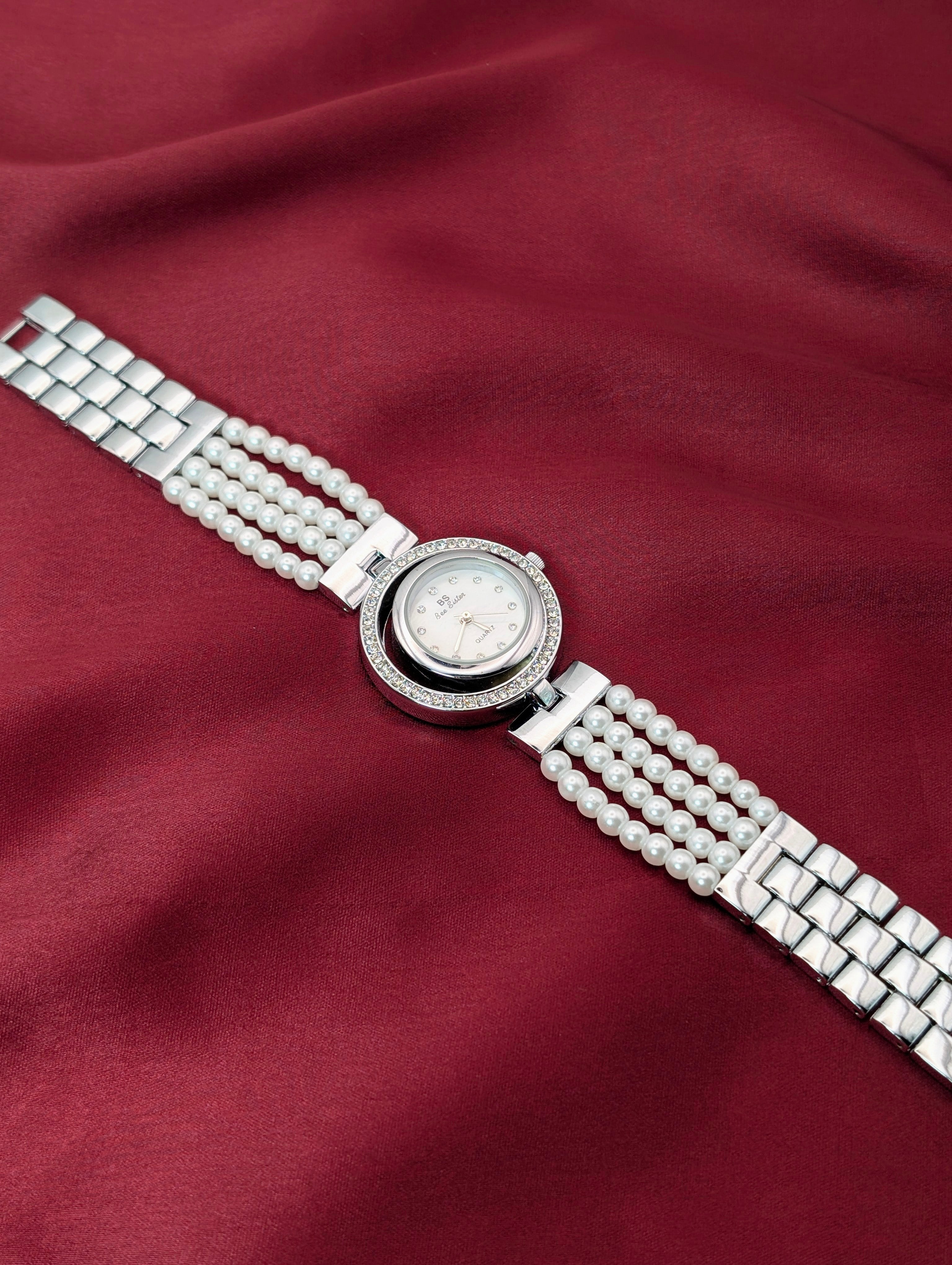 Elegant Pearl Bracelet Women's Quartz Watch