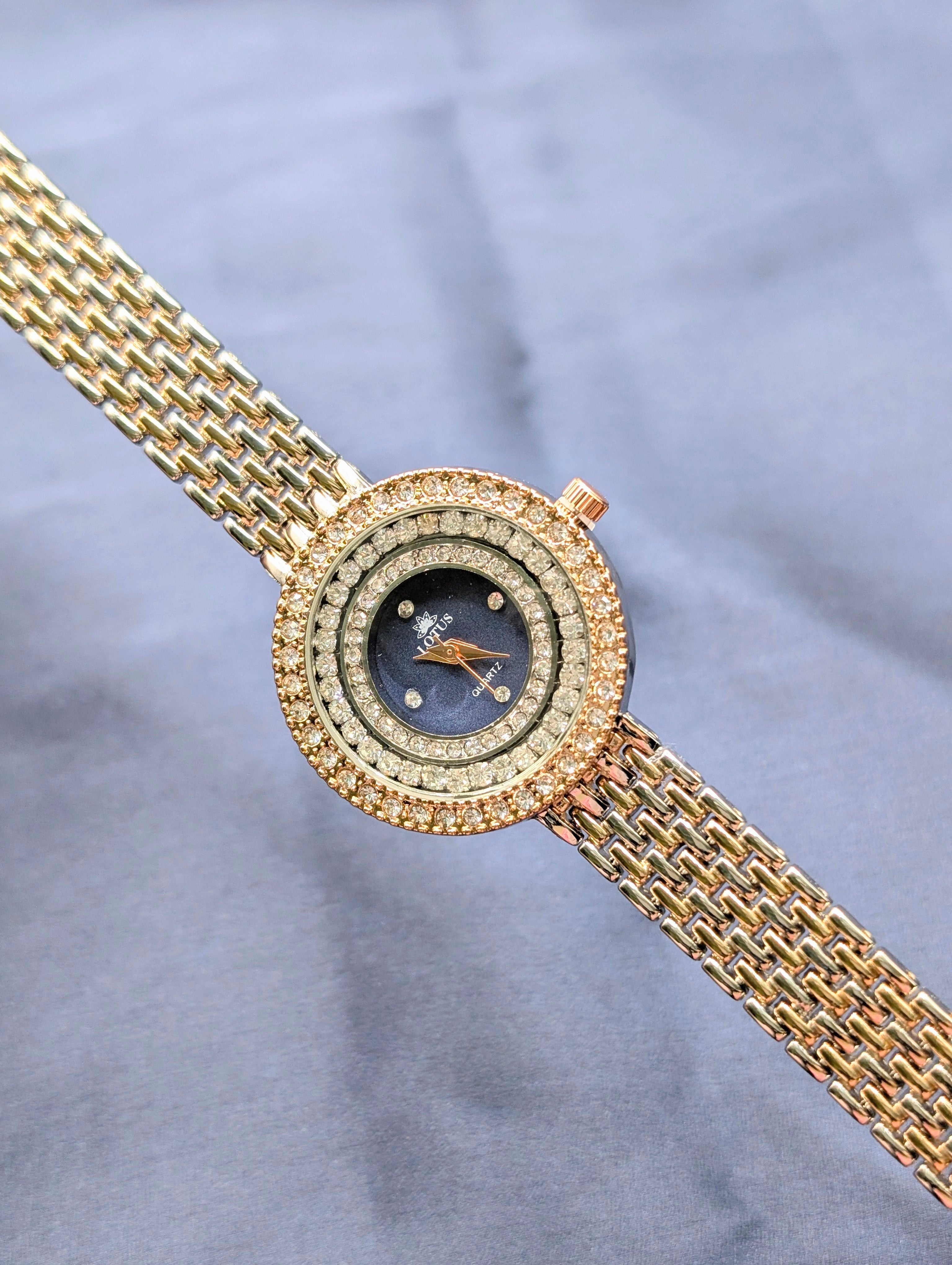 Luxury Women's Gold Crystal Watch