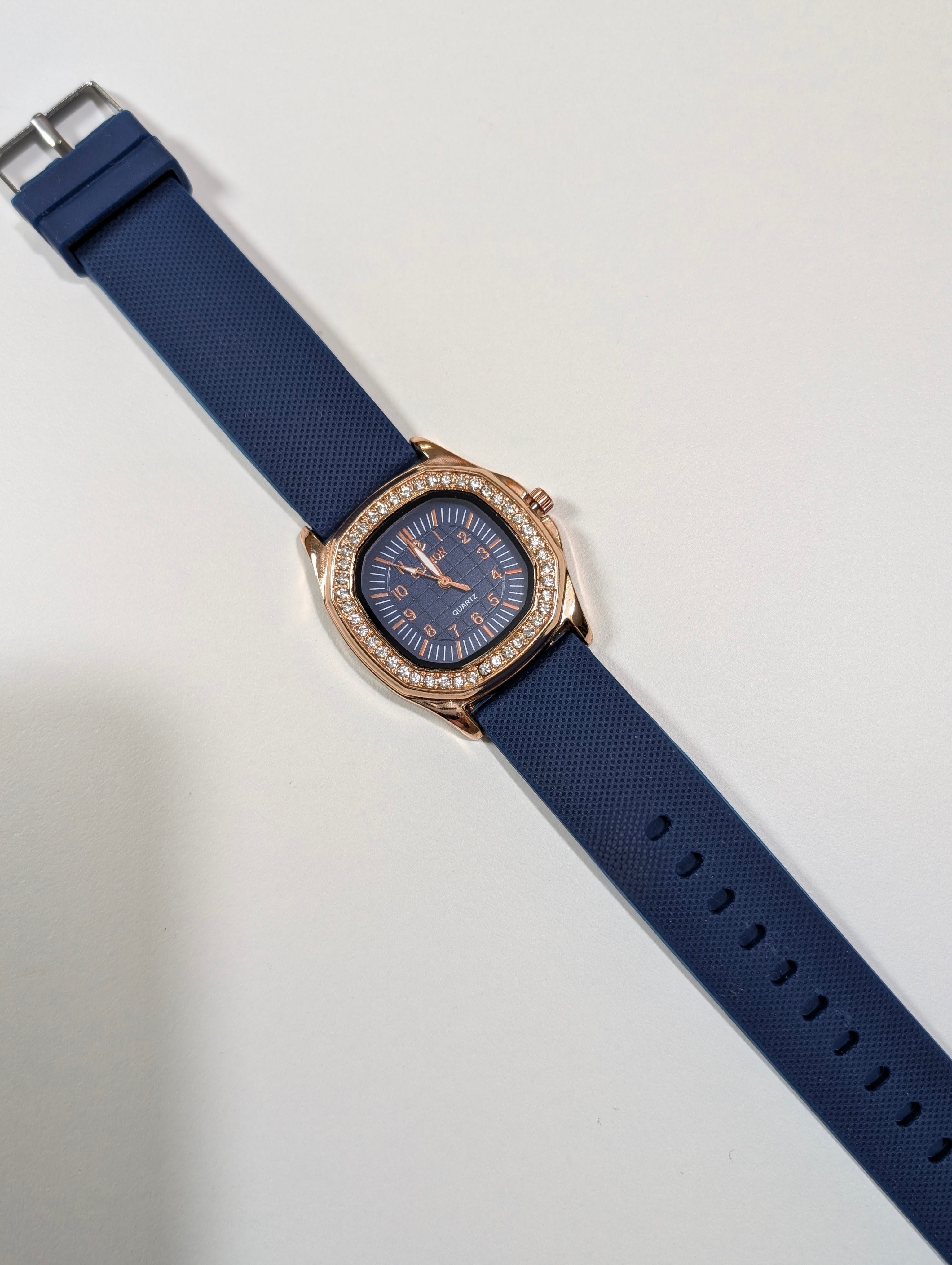 Elegant Women's Brown Crystal Watch