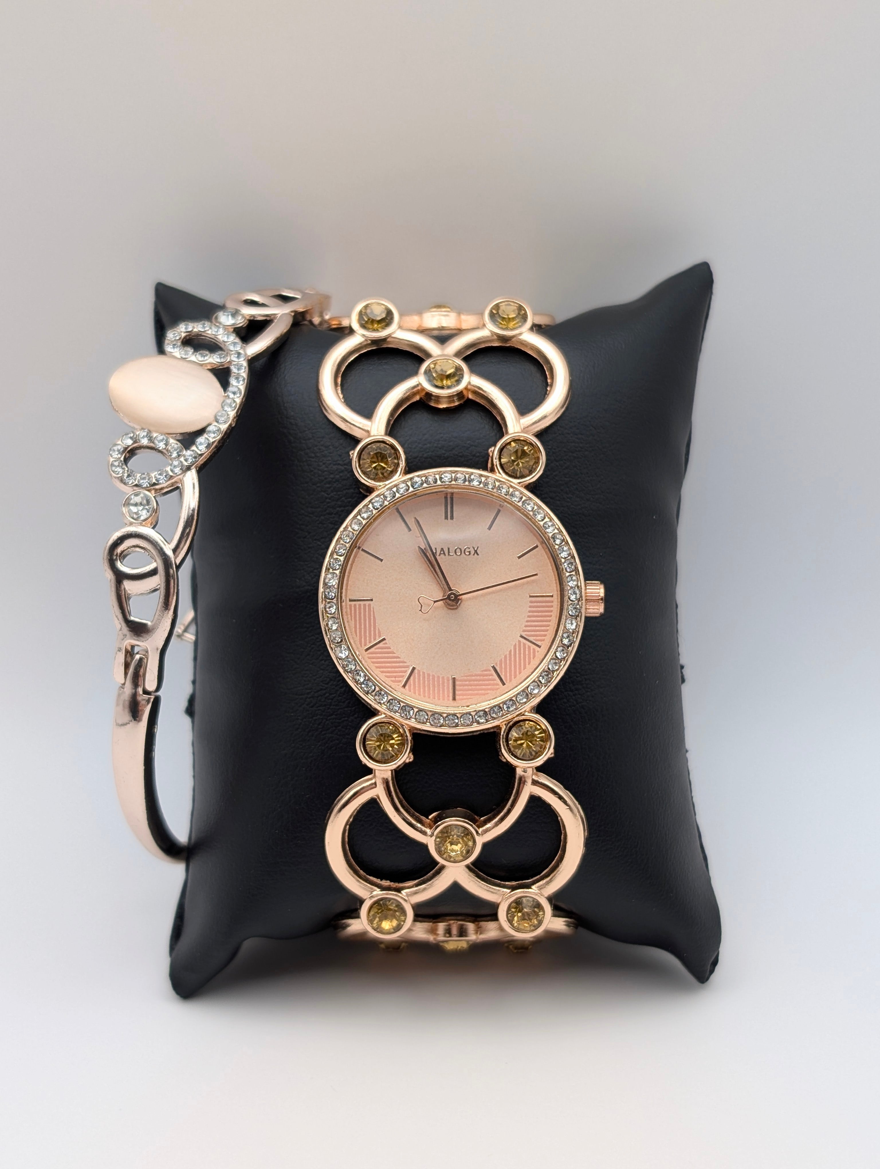 Elegant Rose Gold Women's Bracelet Watch
