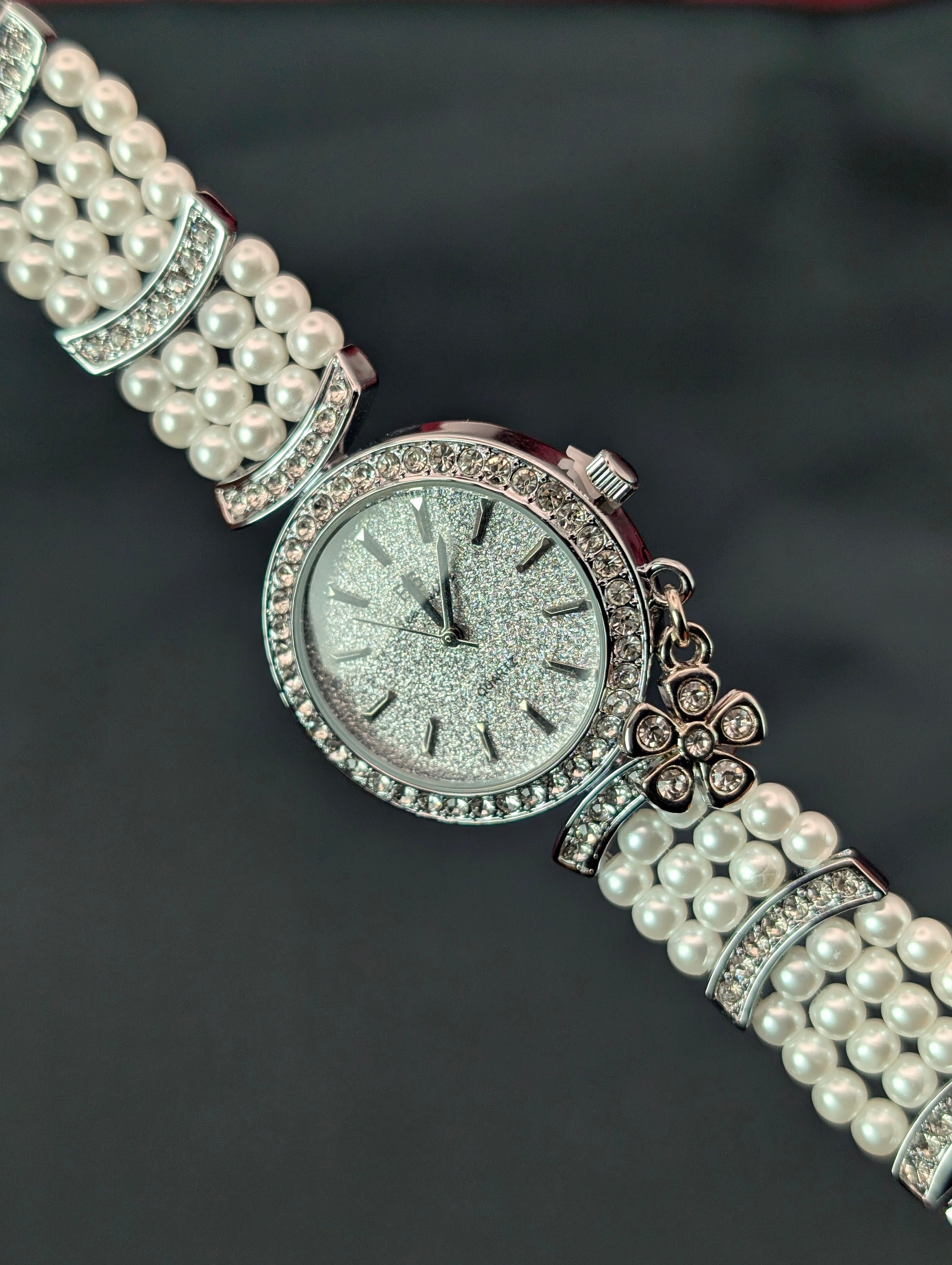 Radiant Elegance: Pearl & Diamond Women’s Watch