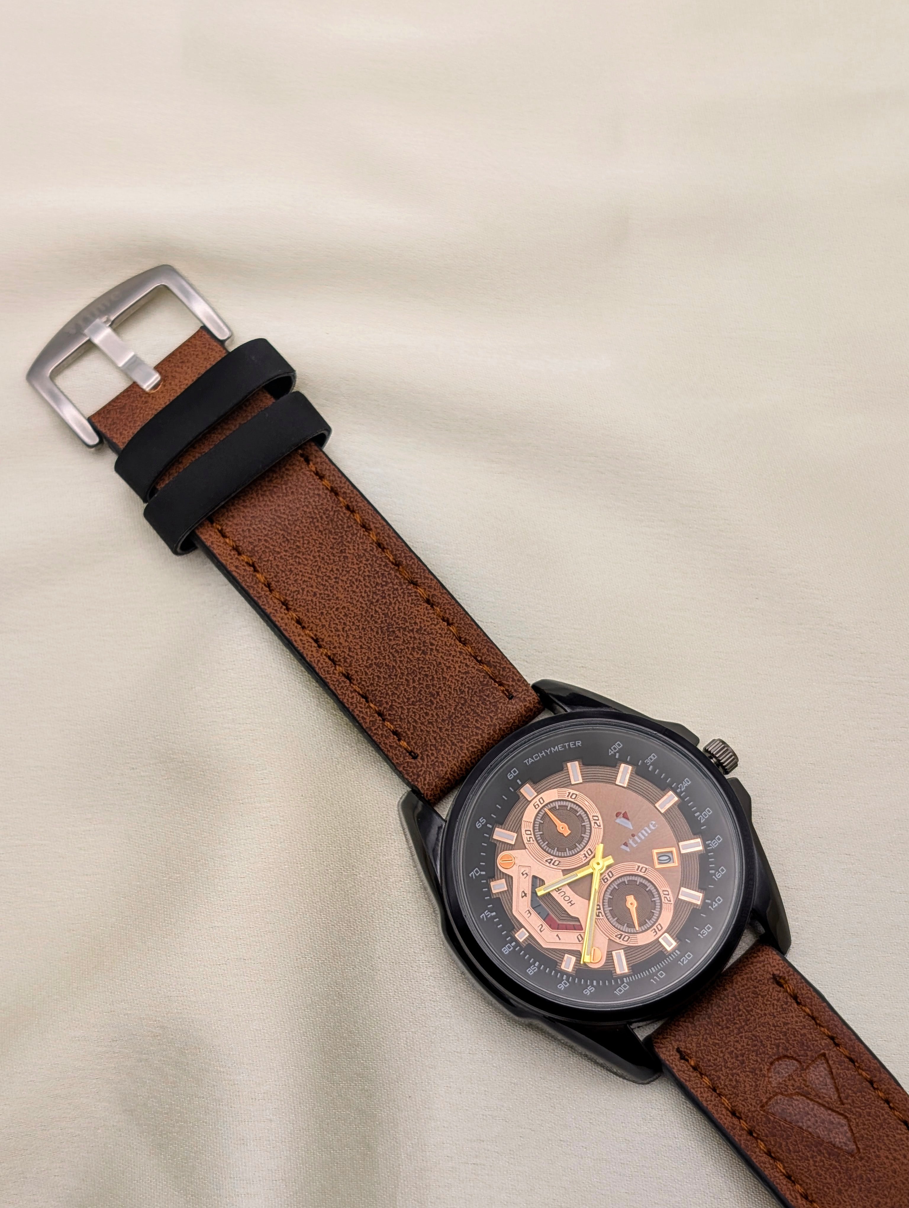 Rugged Brown Leather Chrono dial with Date Display for men